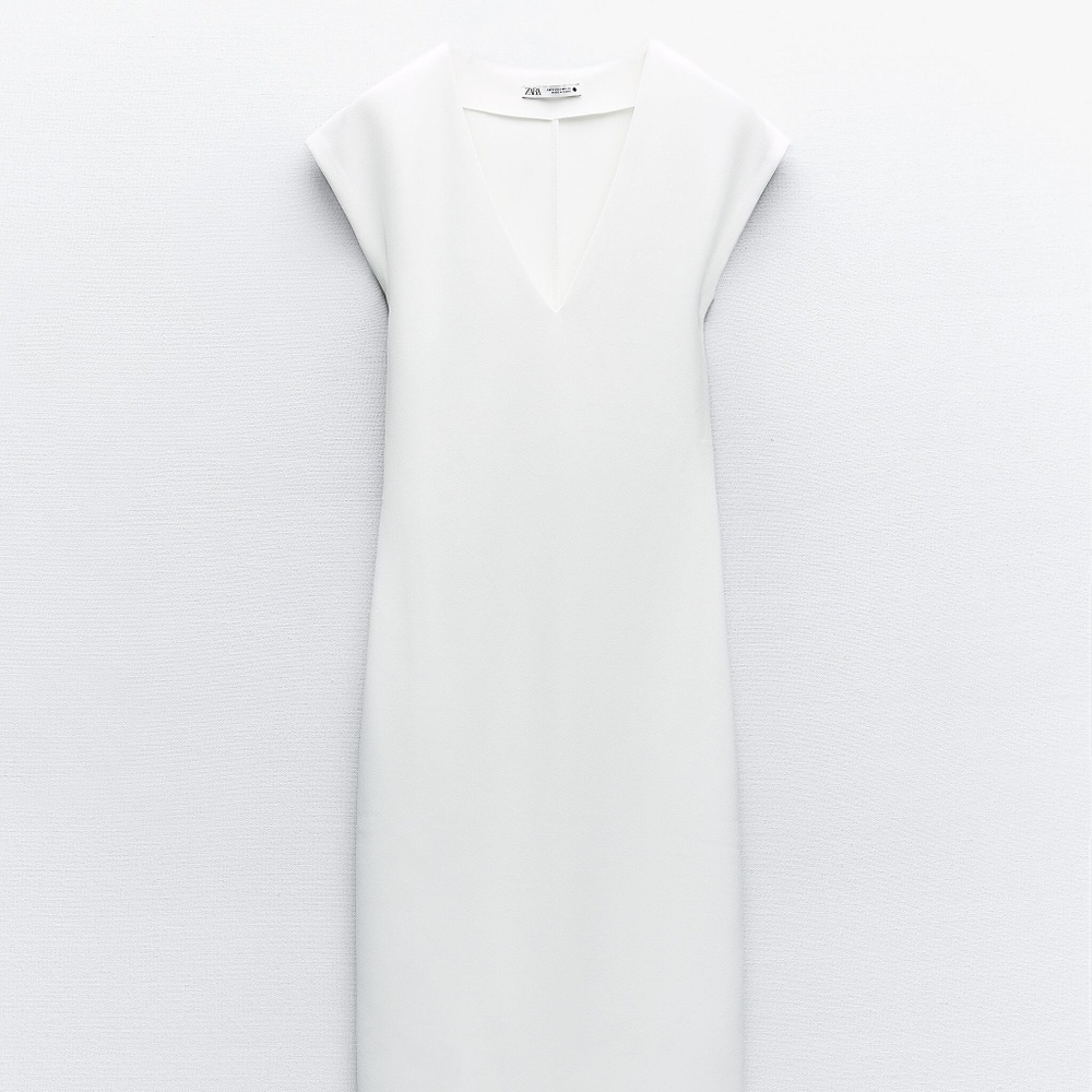 NEW WITH TAGS - ZARA WHITE SLEEVELESS BODY CON MAXI SHEATH DRESS